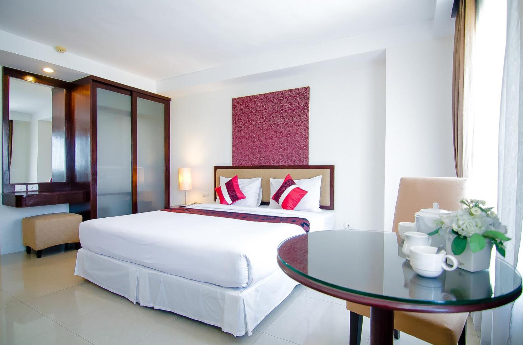 Romance Hotel Bangna Bangkok Exterior photo