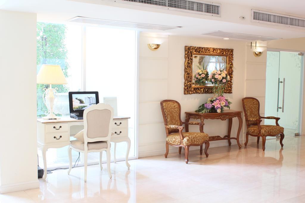 Romance Hotel Bangna Bangkok Exterior photo