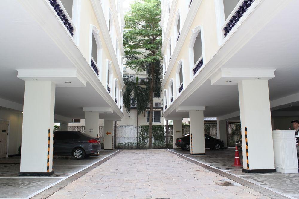Romance Hotel Bangna Bangkok Exterior photo